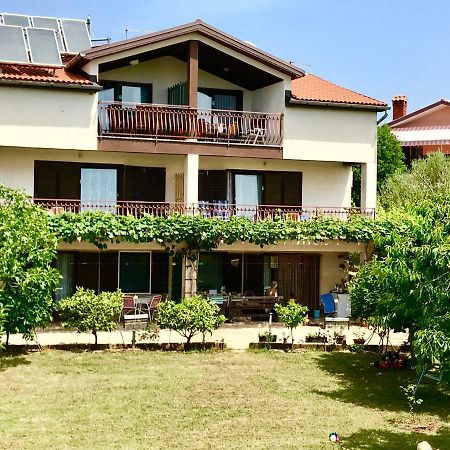 Apartments Markelj Lovrečica Exterior foto